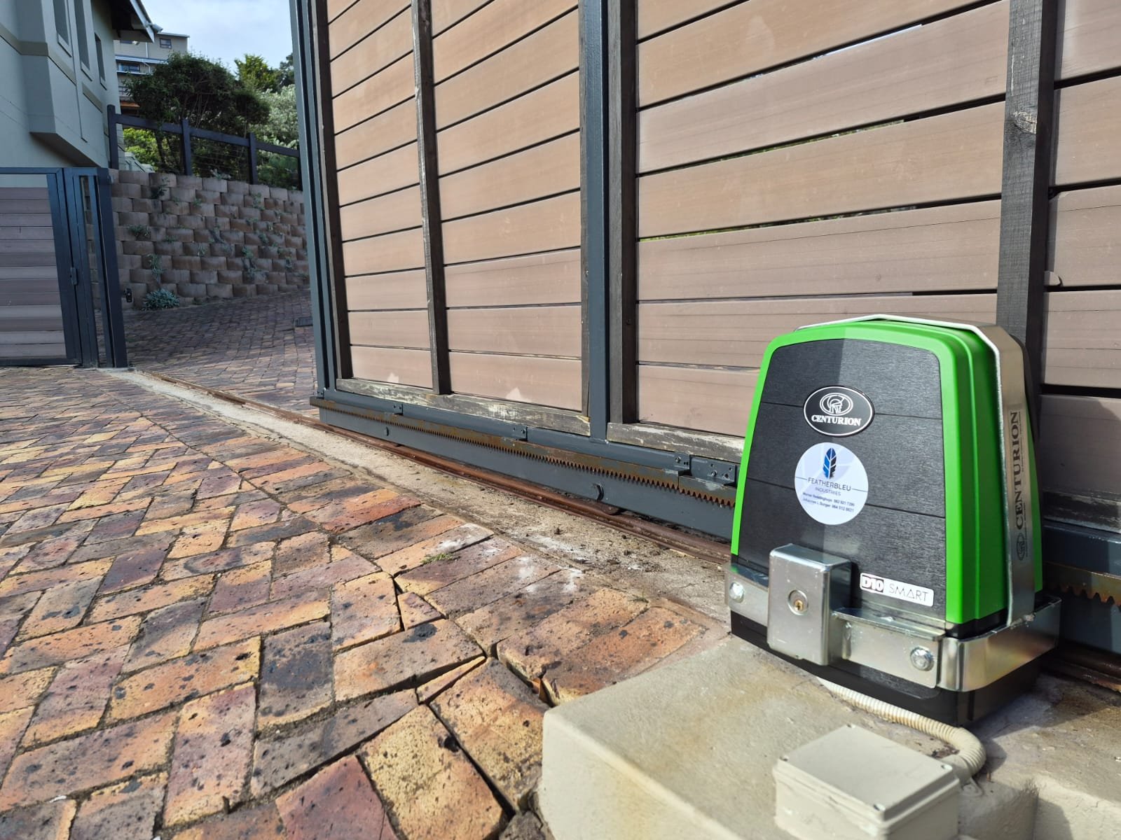 Gate Motor Closeup - Timber Gate